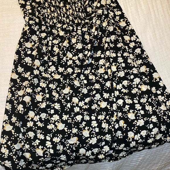 Rebekah floral bustier mini swing dress from Francesca’s - Picture 6 of 7
